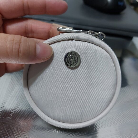 TOMMY HILFIGER Mini Small Clip On Clip On Bag Coin Purse Mini Wallet Cute - Picture 1 of 6